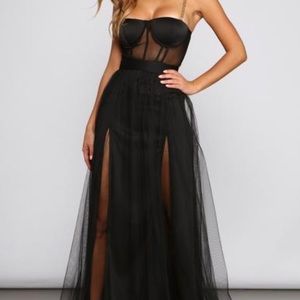 Windsor Cintra Mesh Tulle Bustier Gown - M